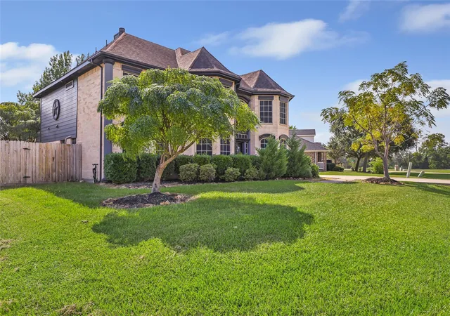 Photo 2 of Single family home for sale at 7903 Veranda Dr, Baytown, TX 77523 | MLS# 56953926 | Listing updated on 2026-09-02