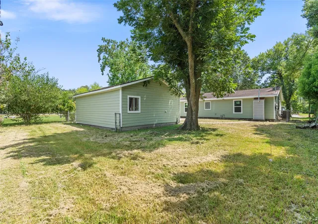 Photo 18 of Single family home for sale at 3004 Melody Dr, La Marque, TX 77568 | MLS# 20377781 | Listing updated on 2026-10-10