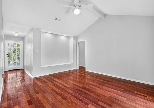 Photo 3 of Single family home for sale at 1122 Westover St, College Station, TX 77840 | MLS# 29904501 | Listing updated on 2026-09-13