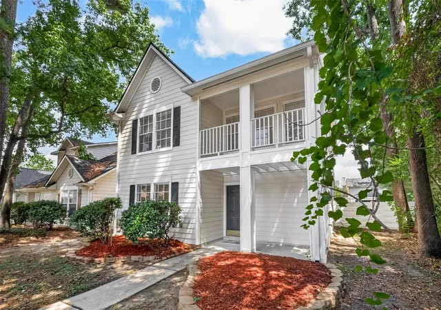 Photo 2 of Single family home for sale at 18911 Atasca Oaks Dr, Humble, TX 77346 | MLS# 37724817 | Listing updated on 2026-09-10