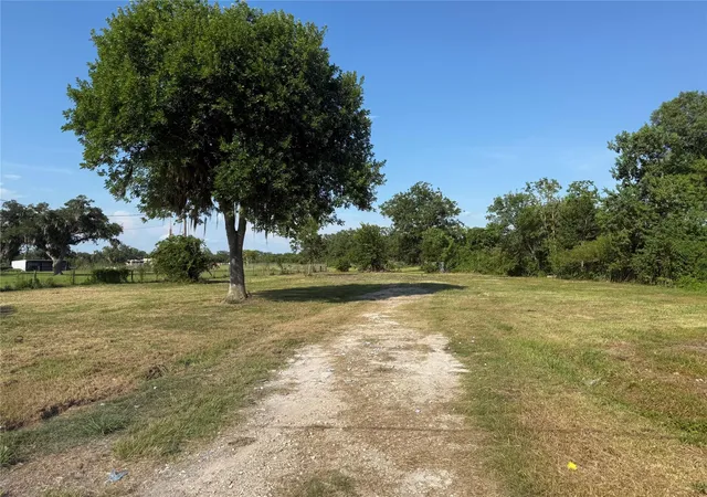 Photo 1 of Land for sale at 2100 County Rd 342, Brazoria, TX 77422 | MLS# 31125898 | Listing updated on 2026-09-25