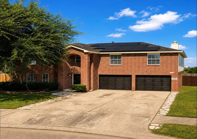Photo 2 of Single family home for sale at 21406 Daylily Hills Dr, Spring, TX 77388 | MLS# 52739004 | Listing updated on 2026-09-02