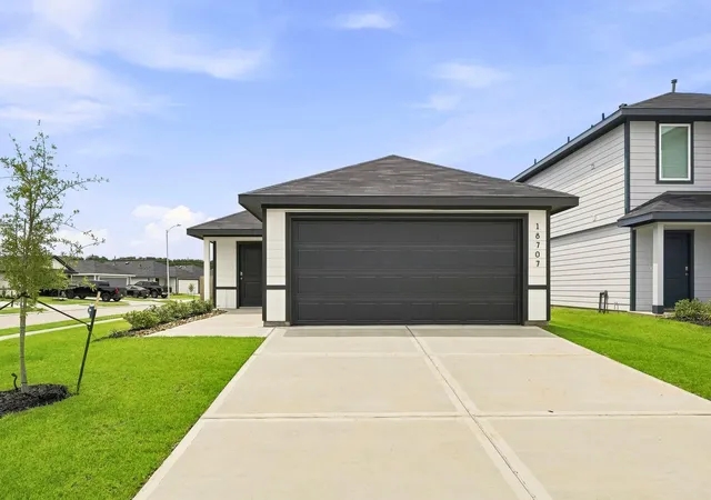 Photo 1 of Sale Pending at 18707 Sunset Horizon Dr, Hockley, TX 77447 | MLS# 27688765 | Listing updated on 2026-09-28