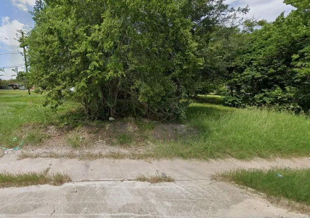 Photo 4 of Land for sale at 0 N Wayside Dr, Houston, TX 77028 | MLS# 15473123 | Listing updated on 2026-09-07