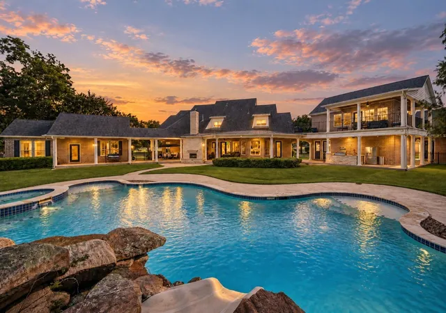 Photo 2 of Mansion for sale at 2830 Garcitas Crk, Richmond, TX 77406 | MLS# 32842266 | Listing updated on 2026-10-08
