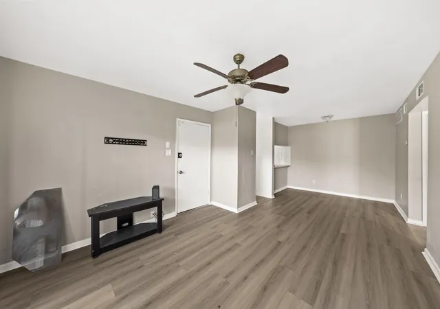 Photo 4 of Condo for sale at 9090 S Braeswood Blvd #75, Houston, TX 77074 | MLS# 31839331 | Listing updated on 2026-09-11