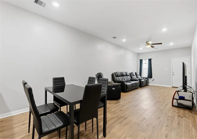 Photo 3 of Multi family home for sale at 405 W Worsham St, Willis, TX 77378 | MLS# 58937995 | Listing updated on 2026-09-14