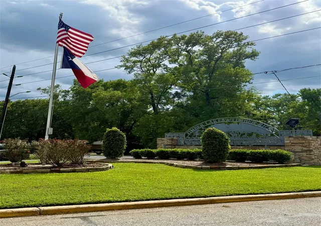 Photo 1 of Land for sale at 0 Cottonwood Cvs Ln, Spring, TX 77380 | MLS# 30288494 | Listing updated on 2026-10-06
