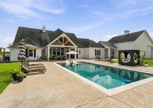 Photo 2 of Single family home for sale at 3103 Brundrett Rd, Wallis, TX 77485 | MLS# 88940538 | Listing updated on 2026-09-22