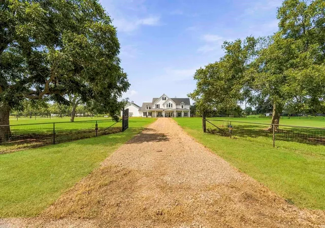 Photo 4 of Single family home for sale at 3103 Brundrett Rd, Wallis, TX 77485 | MLS# 88940538 | Listing updated on 2026-09-22