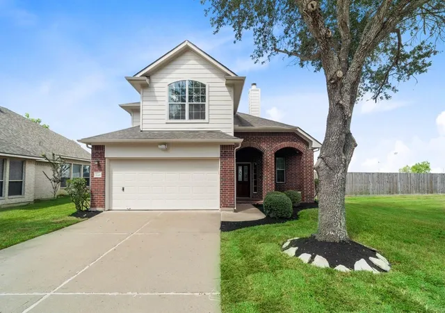 Photo 1 of Single family home for sale at 3246 Keithwood Cir W, Pearland, TX 77584 | MLS# 34035749 | Listing updated on 2026-10-03