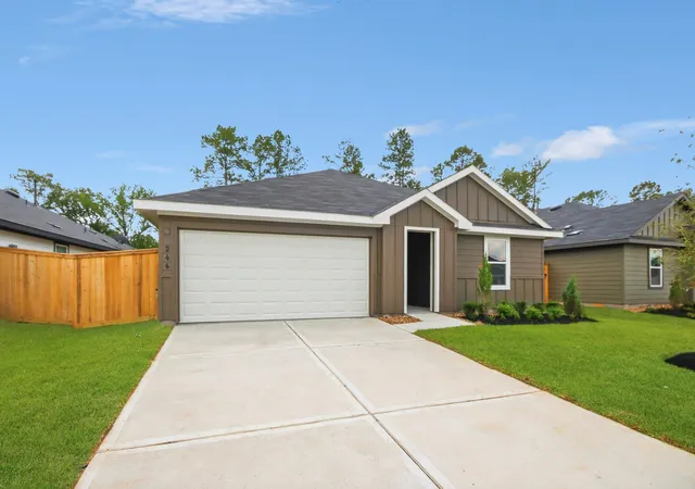 Photo 2 of Single family home for sale at 244 Golden Eagle Blvd, New Waverly, TX 77358 | MLS# 11799254 | Listing updated on 2026-09-23