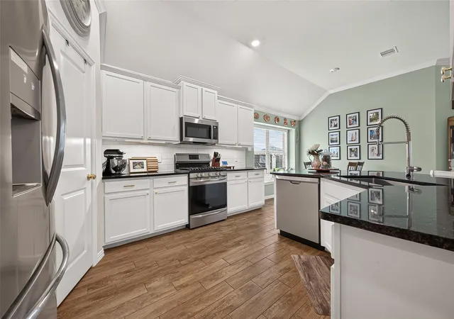 Photo 3 of Single family home for sale at 2503 Union Brg Ln, Richmond, TX 77469 | MLS# 6731479 | Listing updated on 2026-09-17