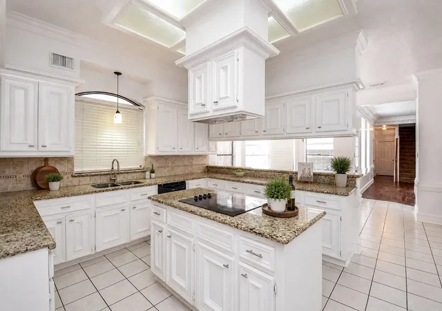 Photo 4 of Single family home for sale at 17319 Atherington Pl, Spring, TX 77379 | MLS# 50276537 | Listing updated on 2026-10-04
