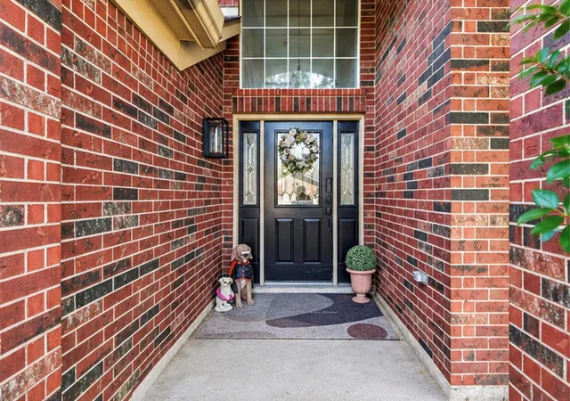 Photo 3 of Single family home for sale at 7406 Greatwood Grv Dr, Sugar Land, TX 77479 | MLS# 34867988 | Listing updated on 2026-09-28