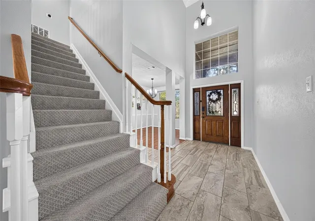 Photo 4 of Single family home for sale at 7406 Greatwood Grv Dr, Sugar Land, TX 77479 | MLS# 34867988 | Listing updated on 2026-09-28