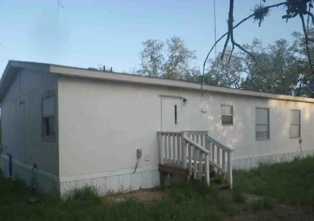 Photo 4 of Single family home for sale at 3640 Eichman Rd, Poteet, TX 78065 | MLS# 42553217 | Listing updated on 2026-09-11