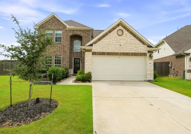 Photo 1 of Single family home for sale at 1714 Green Willow Ct, Brookshire, TX 77423 | MLS# 97326097 | Listing updated on 2026-10-07