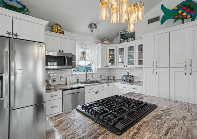 Photo 1 of Sale Pending at 192 Barracuda St, Hitchcock, TX 77563 | MLS# 59348731 | Listing updated on 2026-09-21