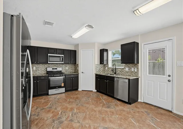 Photo 4 of Single family home for sale at 518 Starksboro Ct, Houston, TX 77073 | MLS# 79675846 | Listing updated on 2026-09-04