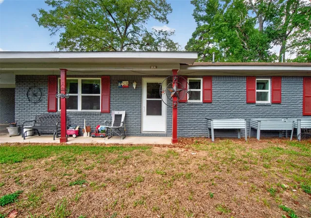 Photo 3 of Single family home for sale at 309 N Beech St, Woodville, TX 75979 | MLS# 56576231 | Listing updated on 2026-09-11