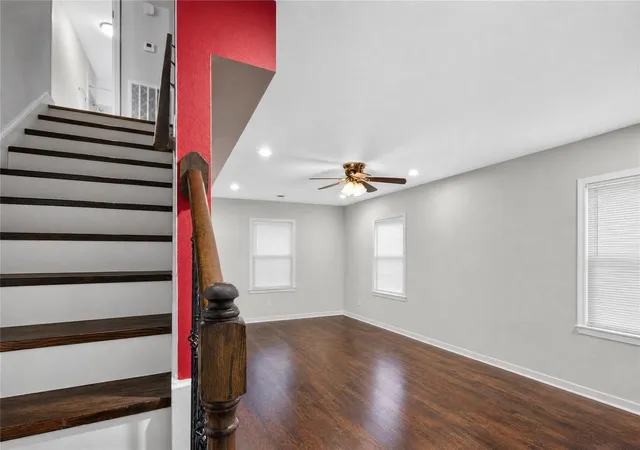 Photo 3 of Single family home for sale at 6615 Beldart St, Houston, TX 77087 | MLS# 61989635 | Listing updated on 2026-09-17