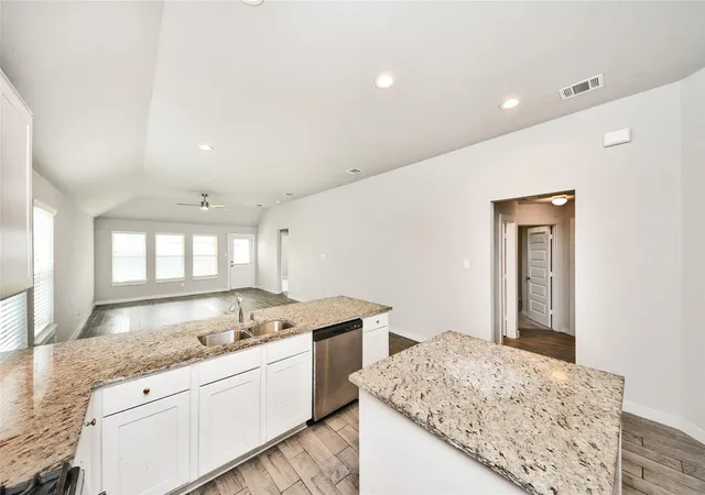 Photo 4 of Single family home for sale at 4326 Wyanngate Dr, Spring, TX 77373 | MLS# 88327698 | Listing updated on 2026-10-10