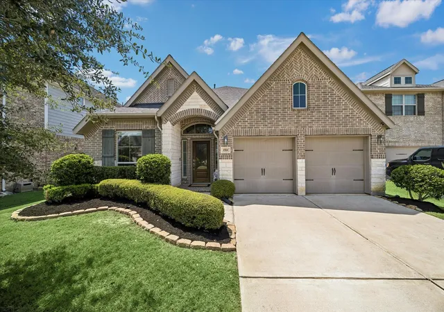 Photo 1 of Single family home for sale at 4514 Jennings Crk Ct, Fulshear, TX 77441 | MLS# 86092772 | Listing updated on 2026-10-05