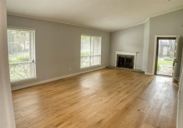 Photo 3 of Sale Pending at 16550 Space Ctr Blvd, Houston, TX 77058 | MLS# 39213150 | Listing updated on 2026-09-21