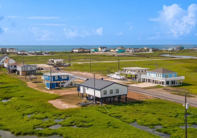 Photo 3 of Sale Pending at 334 Bay Ave, Freeport, TX 77541 | MLS# 21870755 | Listing updated on 2026-09-24