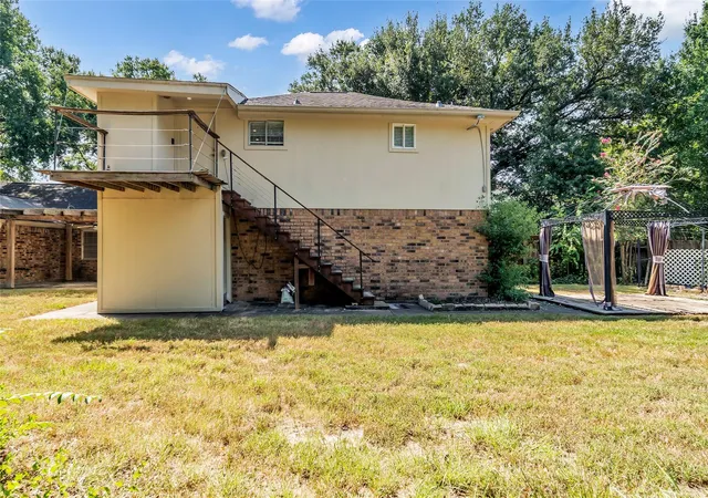 Photo 2 of Single family home for sale at 8043 Zimmermann Dr, Houston, TX 77088 | MLS# 34414769 | Listing updated on 2026-09-16