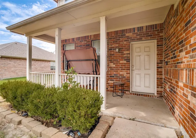 Photo 3 of Single family home for sale at 614 Berry Trl, Forney, TX 75126 | MLS# 27147928 | Listing updated on 2026-09-07