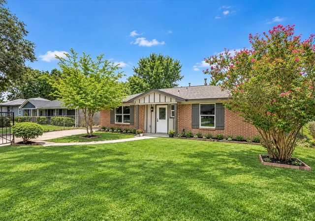 Single family home for sale at 5039 Briscoe St, Houston, TX 77033 | MLS# 69442641