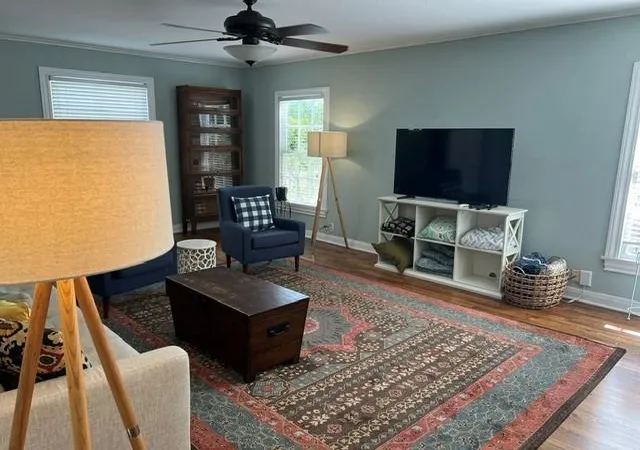 Photo 3 of Single family home for sale at 2415 White Oak Dr, Houston, TX 77009 | MLS# 13589198 | Listing updated on 2026-09-19