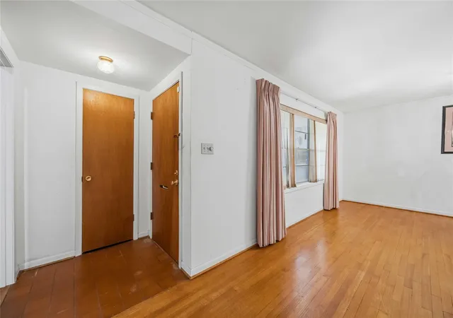 Photo 2 of Single family home for sale at 7719 Wilmerdean St, Houston, TX 77061 | MLS# 72349621 | Listing updated on 2026-09-17