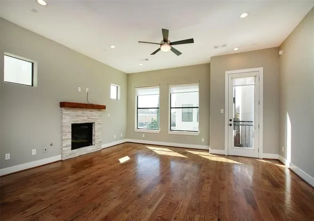 Photo 1 of Townhouse for sale at 2529 Calumet St, Houston, TX 77004 | MLS# 43360567 | Listing updated on 2026-09-04