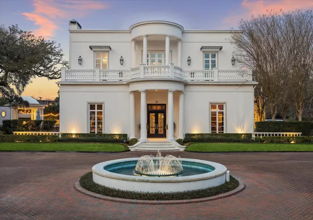 Photo 2 of Sale Pending at 20 Sunset Blvd, Houston, TX 77005 | MLS# 43863218 | Listing updated on 2026-10-06