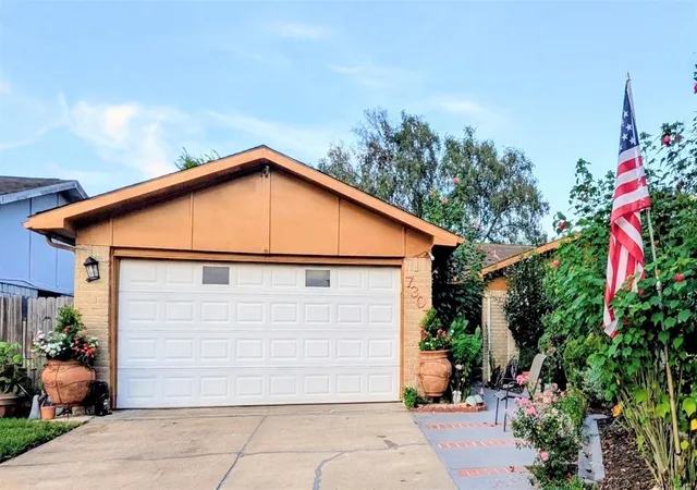 Photo 1 of Single family home for sale at 7307 La Granada Dr, Houston, TX 77083 | MLS# 23103485 | Listing updated on 2026-09-15
