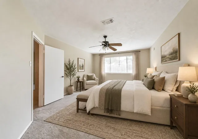 Photo 3 of Sale Pending at 20015 Lions Gate Dr, Humble, TX 77338 | MLS# 39029969 | Listing updated on 2026-09-15