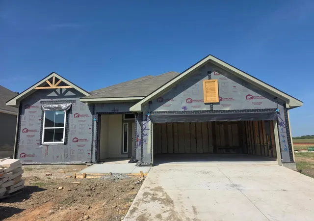Photo 1 of Single family home for sale at 1492 Lake Ridge Dr, Brenham, TX 77833 | MLS# 25631206 | Listing updated on 2026-09-18