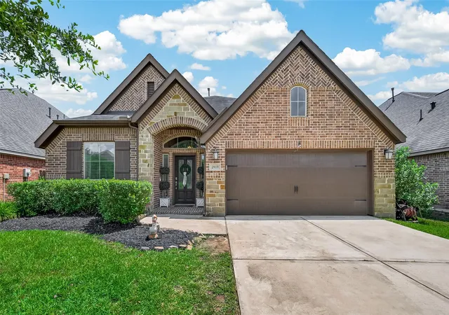 Photo 3 of Sale Pending at 2919 River Flower Ln, Richmond, TX 77406 | MLS# 98639446 | Listing updated on 2026-09-10