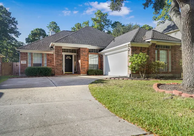 Photo 1 of Single family home for sale at 1602 Summer Rain Dr, Kingwood, TX 77339 | MLS# 98685245 | Listing updated on 2026-09-18