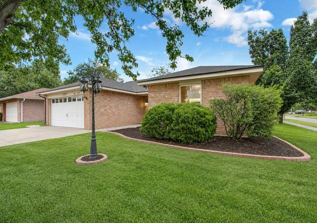 Photo 3 of Sale Pending at 3731 Nutwood Ln, Spring, TX 77389 | MLS# 50168132 | Listing updated on 2026-09-15