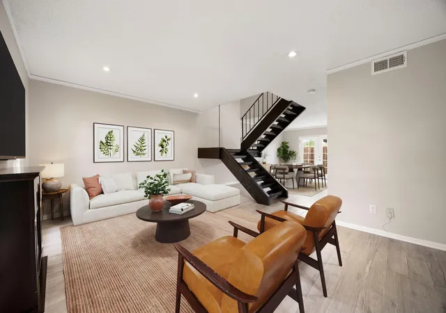 Photo 3 of Townhouse for sale at 10328 Hammerly Blvd #10, Houston, TX 77043 | MLS# 90041113 | Listing updated on 2026-09-14