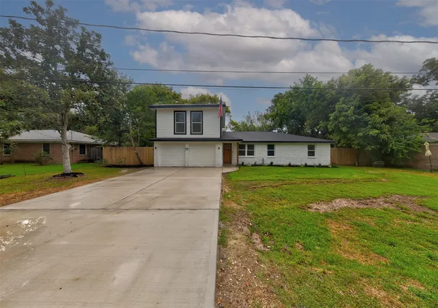 Photo 3 of Single family home for sale at 3115 Michael St, Bacliff, TX 77518 | MLS# 53948640 | Listing updated on 2026-09-22