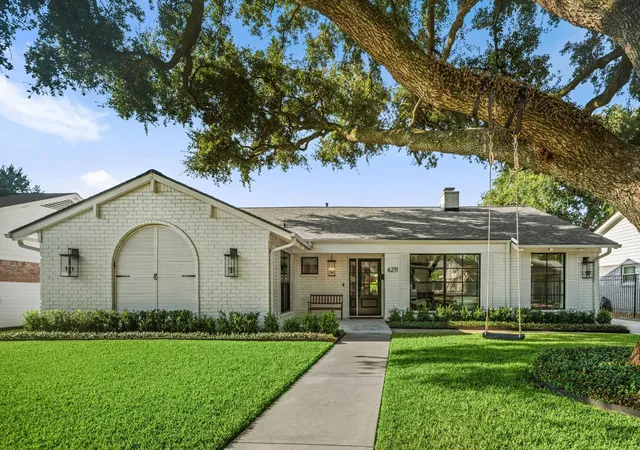 Photo 1 of Sale Pending at 6211 Cheena Dr, Houston, TX 77096 | MLS# 93117219 | Listing updated on 2026-10-02