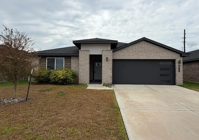 Photo 4 of Single family home for sale at 29731 Cayenne Cir, Katy, TX 77494 | MLS# 72825339 | Listing updated on 2026-09-04