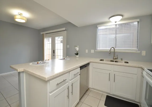 Condo for sale at 10018 Knoboak Dr #13, Houston, TX 77080 | MLS# 31457384 | Listing updated on 2026-09-21