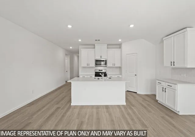 Photo 4 of Single family home for sale at 252 Golden Eagle, New Waverly, TX 77358 | MLS# 81090786 | Listing updated on 2026-09-17