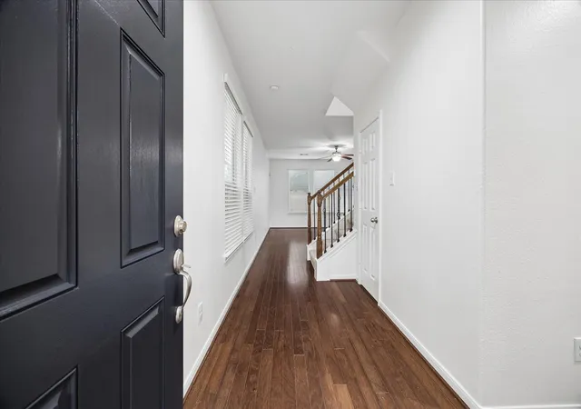 Photo 2 of Single family home for sale at 10043 Fallen Woods Dr, Houston, TX 77080 | MLS# 80735193 | Listing updated on 2026-10-07